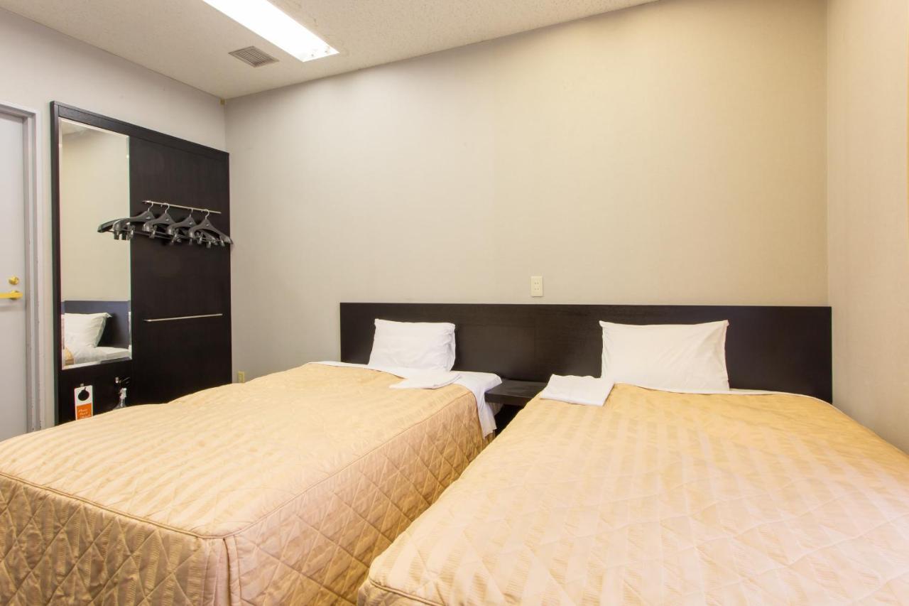 Kuretake Inn Gotemba Inter Gold Cabin Exterior photo