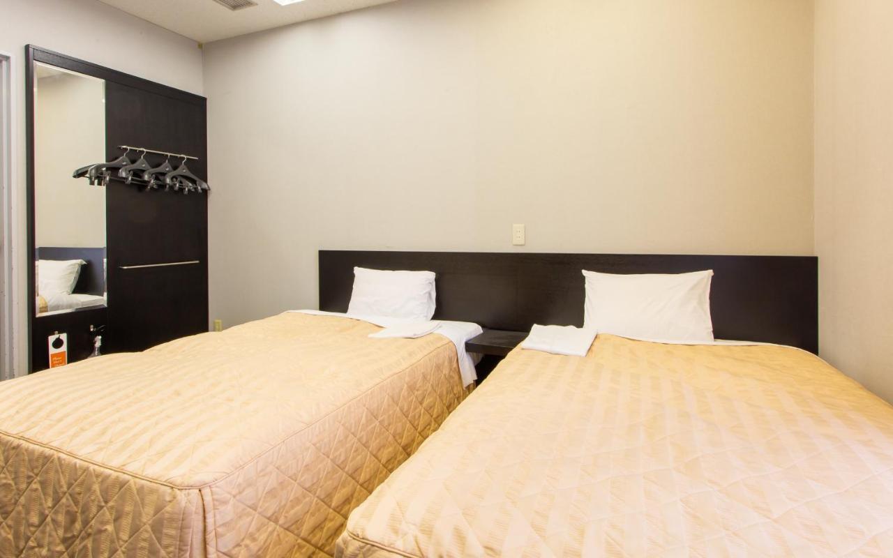 Kuretake Inn Gotemba Inter Gold Cabin Exterior photo